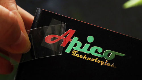 Impressão de rótulos e logotipos personalizados